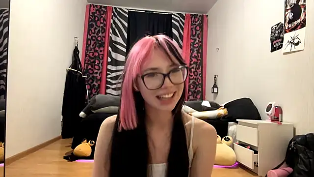 WifeAileen online show from 05-10-26, 06:24