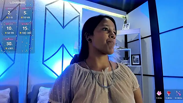 Snapshot of LexiAdamss chatting on 04-19-26, 12:26 LexiAdamss online show from 04-19-26, 12:26