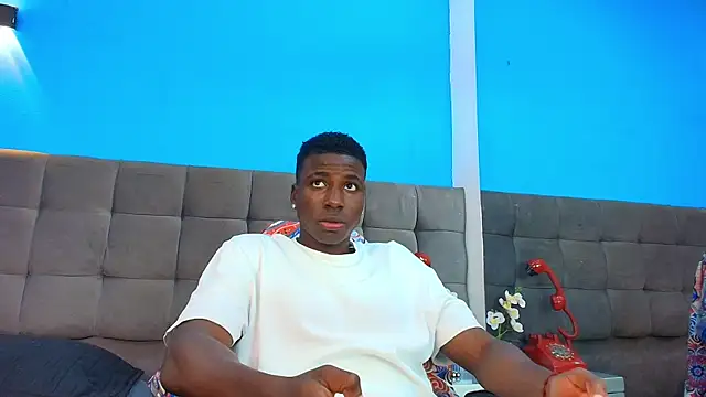 Snapshot of JeanDantte chatting on 06-03-26, 08:03 JeanDantte online show from 06-03-26, 08:03