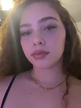 Snapshot of mariex83 chatting on 04-16-26, 02:23 mariex83 online show from 04-16-26, 02:23