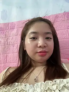 Snapshot of Ori_ross chatting on 04-06-26, 01:47 Ori ross online show from 04-06-26, 01:47