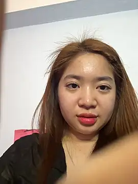 Snapshot of Ori_ross chatting on 04-13-26, 01:33 Ori ross online show from 04-13-26, 01:33