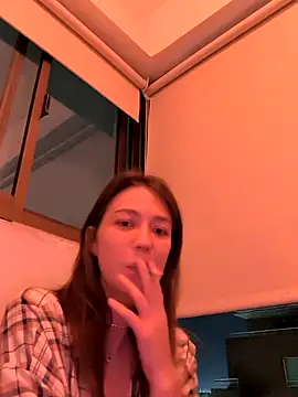 ulika 200419 online show from 04-16-26, 12:33