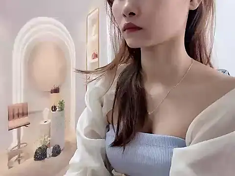 Snapshot of ___Nami___ chatting on 04-21-26, 01:42 Nami online show from 04-21-26, 01:42