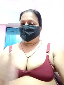 Snapshot of PINKI_024 chatting on 06-01-26, 06:04 PINKI 024 online show from 06-01-26, 06:04