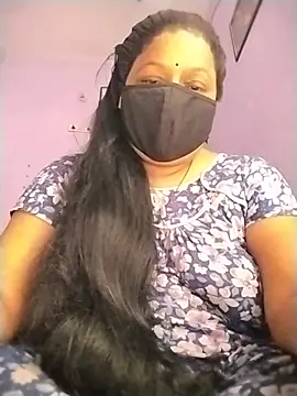 Snapshot of PINKI_024 chatting on 06-19-26, 04:28 PINKI 024 online show from 06-19-26, 04:28