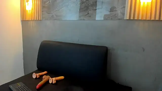 Snapshot of KENNY_HANK chatting on 06-26-26, 10:14 KENNY HANK online show from 06-26-26, 10:14