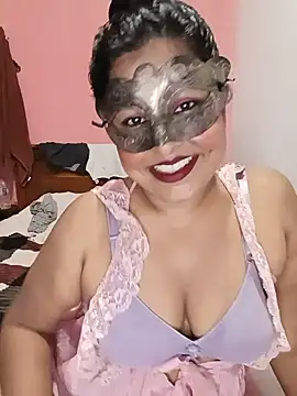 Maskedcurves online show from 06-21-26, 02:41