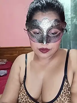 Maskedcurves online show from 07-01-26, 03:45