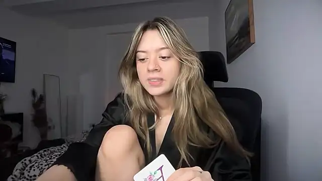 YasminLace online show from 04-19-26, 09:06