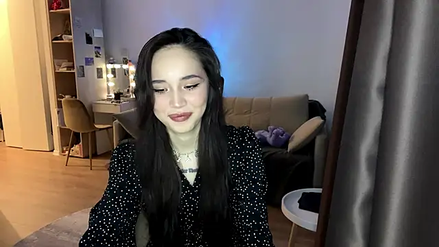 Snapshot of Elizabetswan chatting on 04-23-26, 02:02 Elizabetswan online show from 04-23-26, 02:02