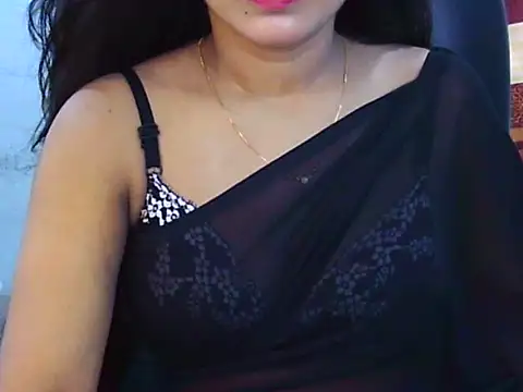 Snapshot of Noor_Zarin chatting on 04-18-26, 10:41 Noor Zarin online show from 04-18-26, 10:41