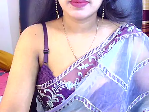 Snapshot of Noor_Zarin chatting on 05-15-26, 07:32 Noor Zarin online show from 05-15-26, 07:32