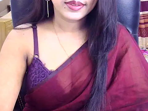 Snapshot of Noor_Zarin chatting on 06-30-26, 02:34 Noor Zarin online show from 06-30-26, 02:34