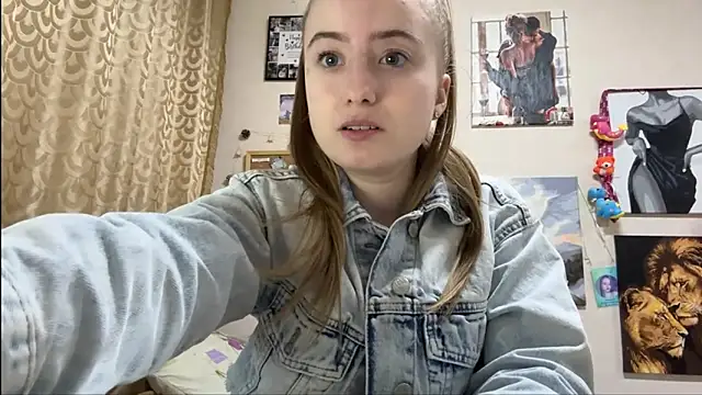 Snapshot of SabinaHaggen chatting on 04-22-26, 04:30 SabinaHaggen online show from 04-22-26, 04:30
