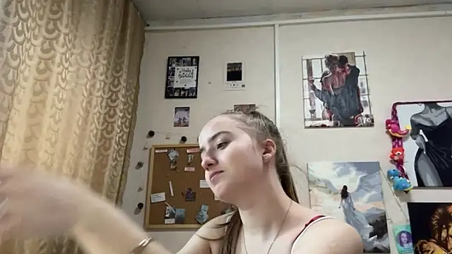 Snapshot of SabinaHaggen chatting on 04-23-26, 03:58 SabinaHaggen online show from 04-23-26, 03:58