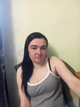 Snapshot of AlissaSecret chatting on 04-14-26, 06:19 AlissaSecret online show from 04-14-26, 06:19