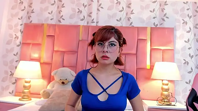 NahiaMendoza online show from 04-08-26, 03:28