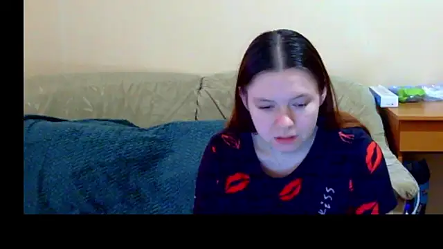Snapshot of JessicaHolland1 chatting on 04-06-26, 05:30 JessicaHolland1 online show from 04-06-26, 05:30