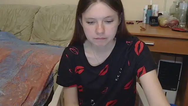 Snapshot of JessicaHolland1 chatting on 05-13-26, 07:11 JessicaHolland1 online show from 05-13-26, 07:11
