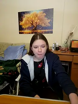 Snapshot of JessicaHolland1 chatting on 05-16-26, 05:23 JessicaHolland1 online show from 05-16-26, 05:23