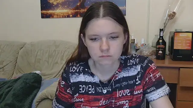 Snapshot of JessicaHolland1 chatting on 05-18-26, 07:20 JessicaHolland1 online show from 05-18-26, 07:20