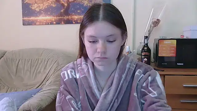 Snapshot of JessicaHolland1 chatting on 05-19-26, 05:14 JessicaHolland1 online show from 05-19-26, 05:14