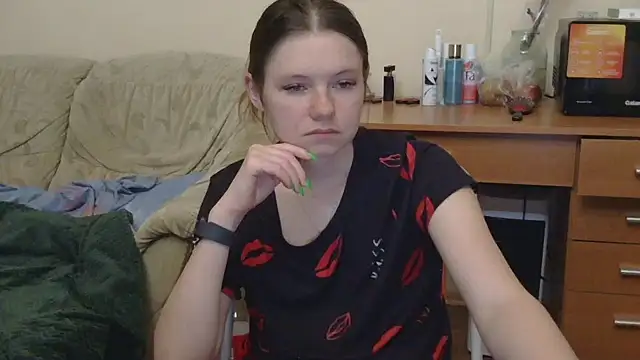 Snapshot of JessicaHolland1 chatting on 05-19-26, 07:20 JessicaHolland1 online show from 05-19-26, 07:20