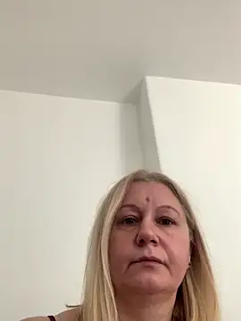 MilaLila204 online show from 04-21-26, 09:37