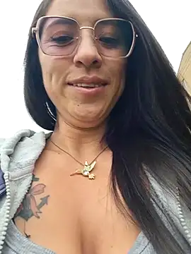 Snapshot of VALERY-94 chatting on 05-04-26, 12:12 VALERY-94 online show from 05-04-26, 12:12