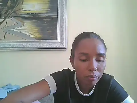 Snapshot of ZeynepLovely chatting on 05-25-26, 02:01 ZeynepLovely online show from 05-25-26, 02:01