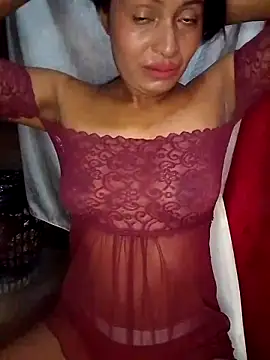 Snapshot of Lia_Phone_ chatting on 04-14-26, 04:07 Lia Phone online show from 04-14-26, 04:07