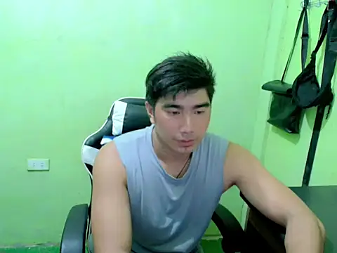 Snapshot of Hunkfireman chatting on 06-12-26, 12:42 Hunkfireman online show from 06-12-26, 12:42