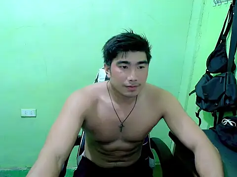 Snapshot of Hunkfireman chatting on 06-15-26, 01:19 Hunkfireman online show from 06-15-26, 01:19