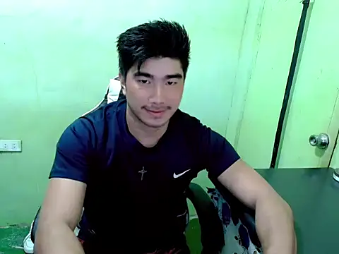Snapshot of Hunkfireman chatting on 07-30-26, 12:20 Hunkfireman online show from 07-30-26, 12:20