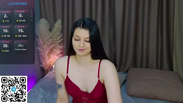 Snapshot of JennyJordans chatting on 04-19-26, 01:27 JennyJordans online show from 04-19-26, 01:27