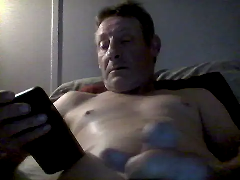 Snapshot of Allen_tx6857 chatting on 05-04-26, 09:05 Allen tx6857 online show from 05-04-26, 09:05