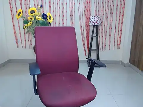 Snapshot of Kinky_babyy chatting on 05-17-26, 04:03 Kinky babyy online show from 05-17-26, 04:03