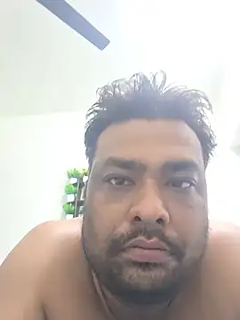 Snapshot of Meninmumbai chatting on 05-20-26, 07:09 Meninmumbai online show from 05-20-26, 07:09