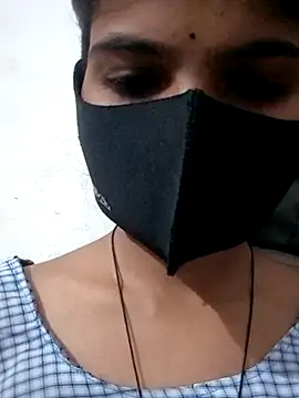 Saloni sexe online show from 07-29-26, 02:04