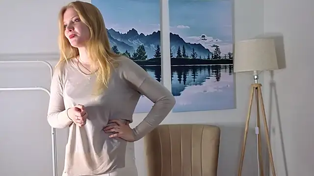 DelisaFroyd online show from 04-04-26, 06:44