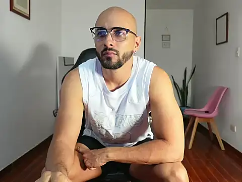 bayoleth7 online show from 04-09-26, 12:10