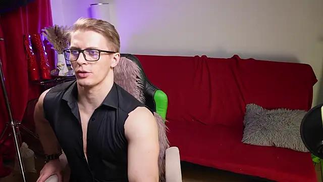 Kenly White online show from 04-05-26, 10:51