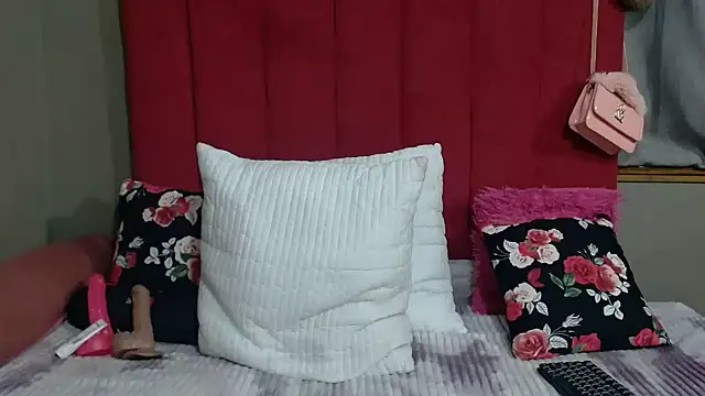 PinkyxGodess online show from 05-24-26, 08:25