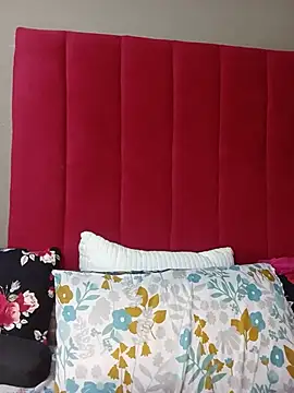 PinkyxGodess online show from 06-18-26, 07:18