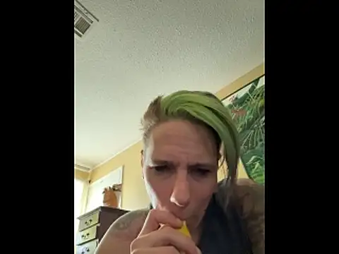 juneafterhours online show from 04-19-26, 08:44