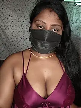 Romantic Woman online show from 05-16-26, 07:05