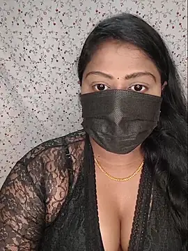 Romantic Woman online show from 05-31-26, 06:20
