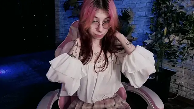 Alice Nyx online show from 06-29-26, 08:42