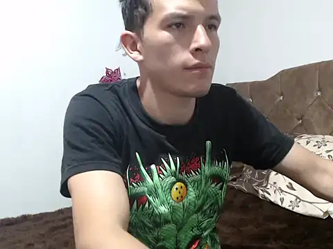 Snapshot of DANY_12_ chatting on 04-04-26, 03:27 DANY 12 online show from 04-04-26, 03:27